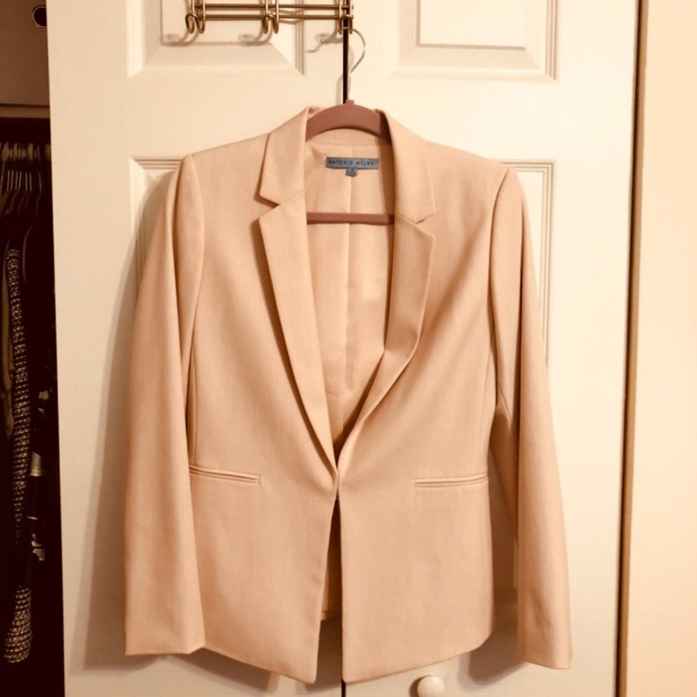 NWOT Antonio Melani blush pink blazer